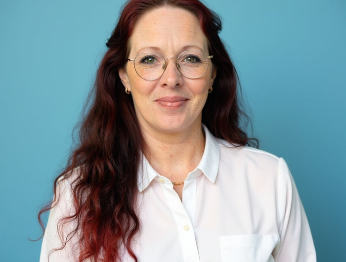 <h3>Je suis Ysabelle, <br/>passionnée part tout ce qui<span style="text-decoration:underline"> fait briller les yeux des rêveurs de toutes âges.</span></h3>