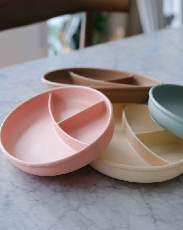 Assiette à succion divisée en silicone