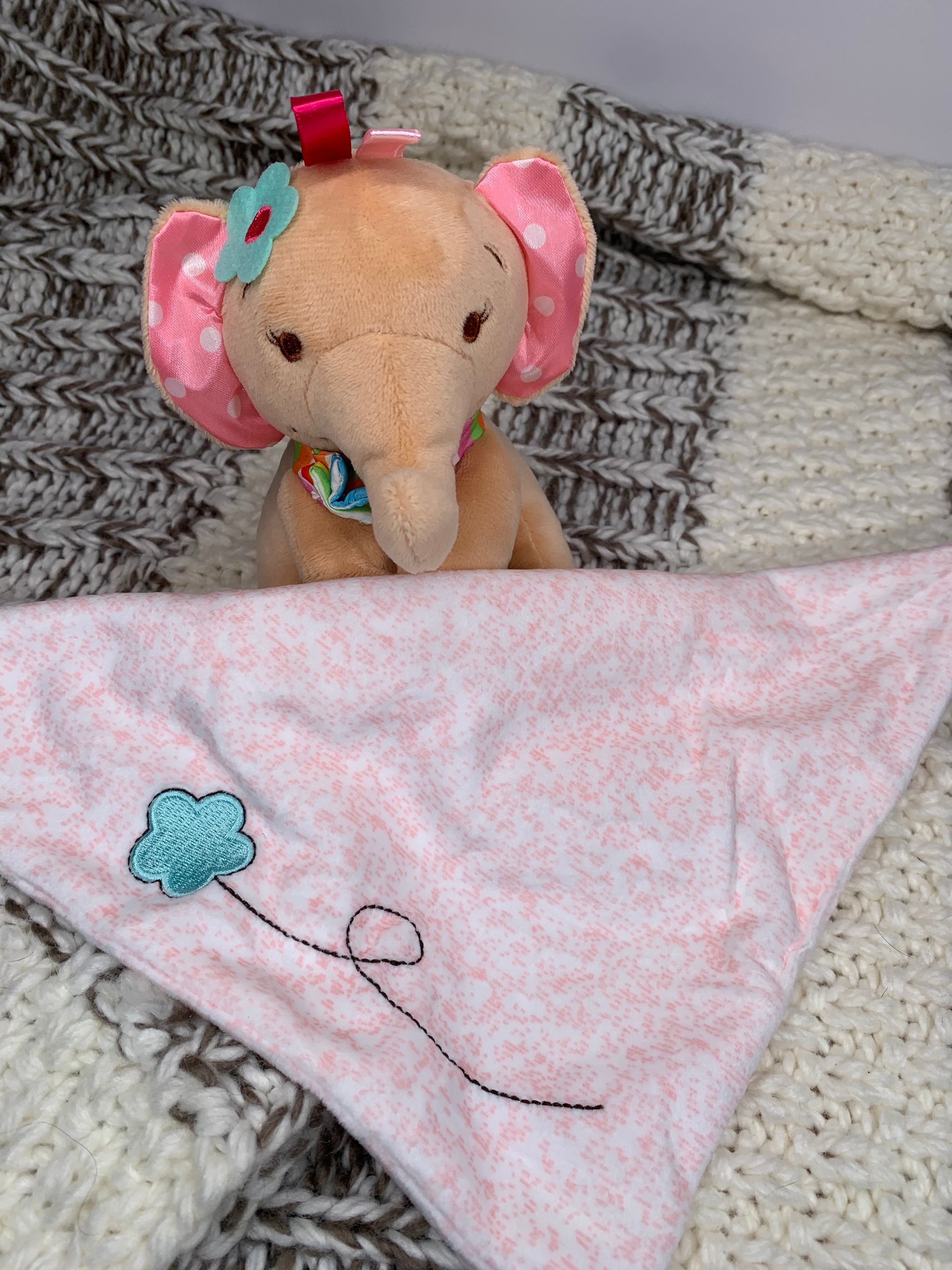 Doudou Éléphant avec Couverture Personnalisable - L'Atelier 9¾