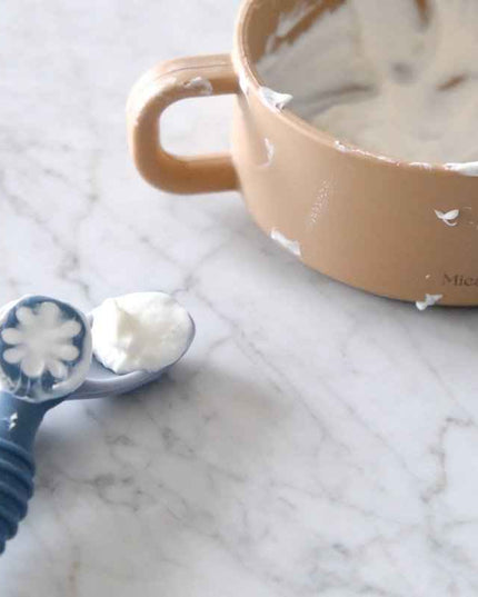 Les cuillères d'apprentissage en silicone